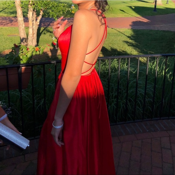 Sherri Hill Prom Dress Style 51631 - Picture 6 of 8